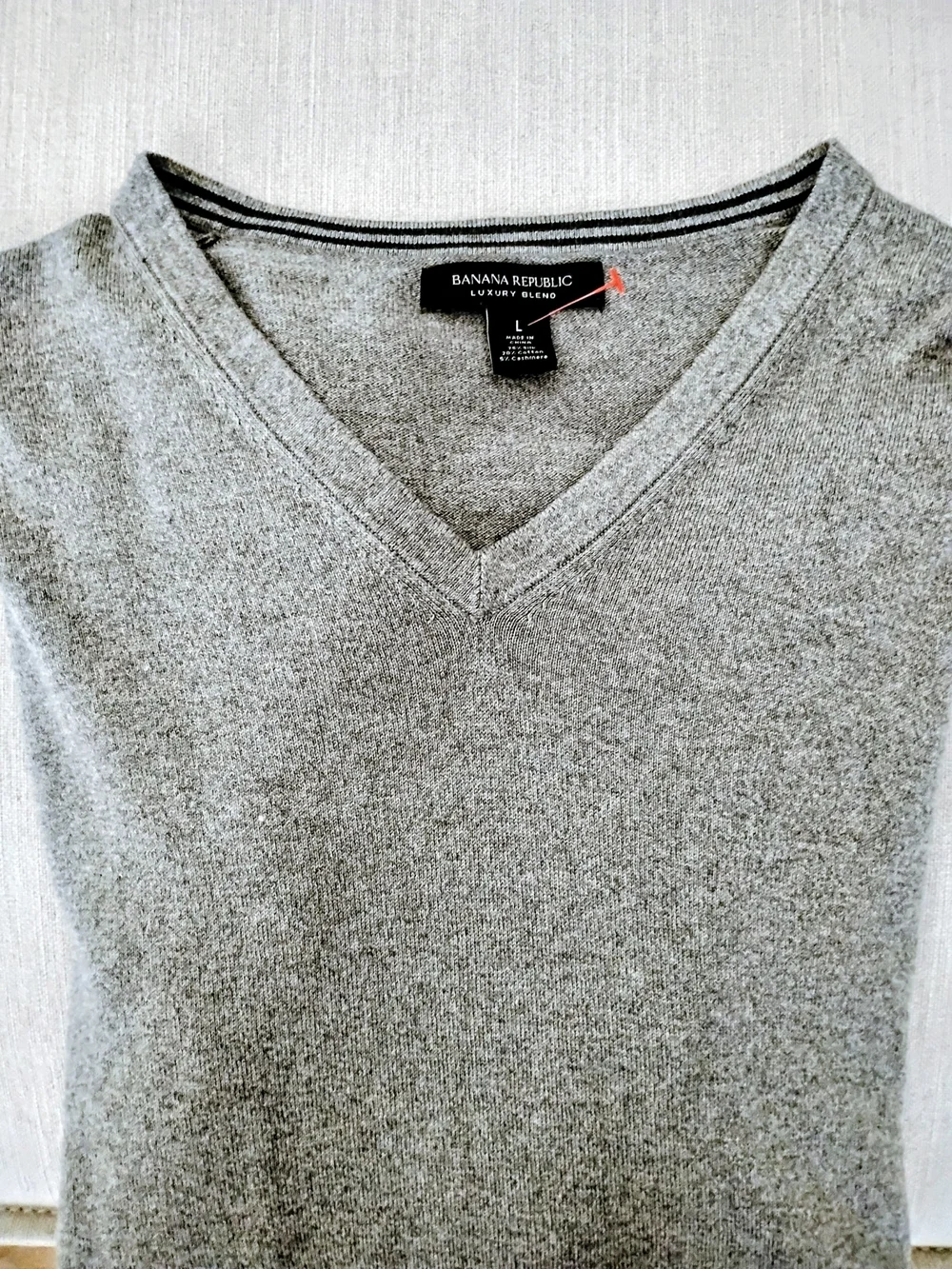 Banana Republic Men's Gray V-Neck Luxury Blend Sweater